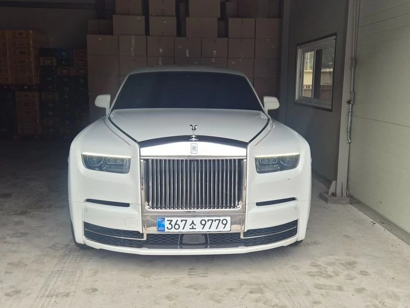 Rolls-Royce Phantom 6.7 Automatic КРАЙНА ЦЕНА: 504656 EUR !!!РЕАЛНА КР, снимка 9 - Автомобили и джипове - 55969472