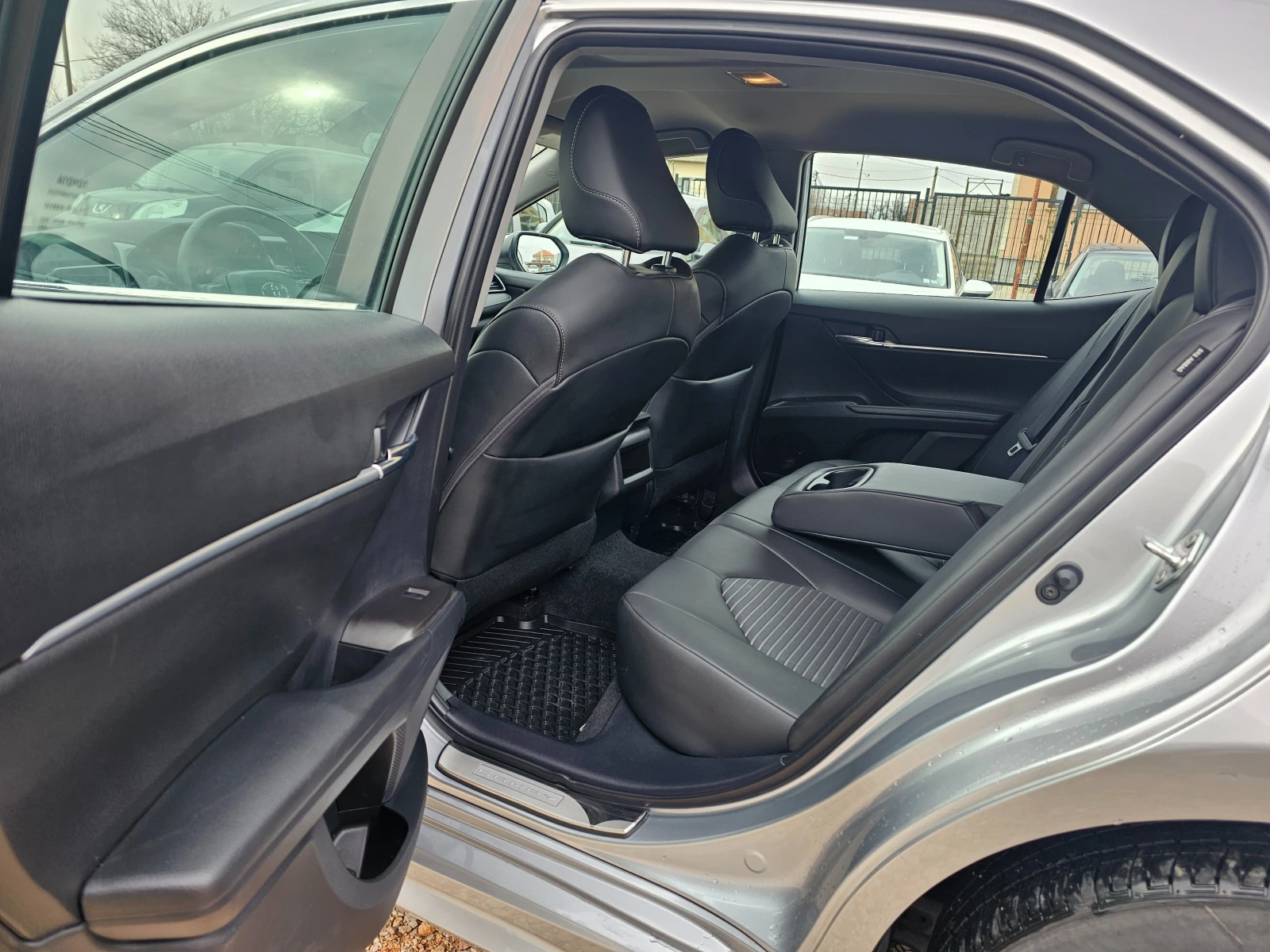 Toyota Camry 2.5i 218. 3918 | Mobile.bg   13