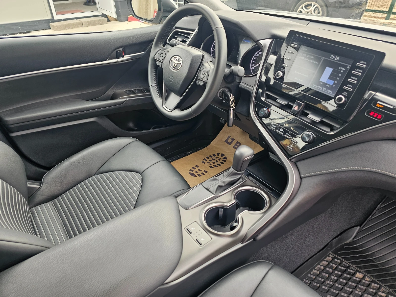 Toyota Camry 2.5i 218. 3918 | Mobile.bg   16