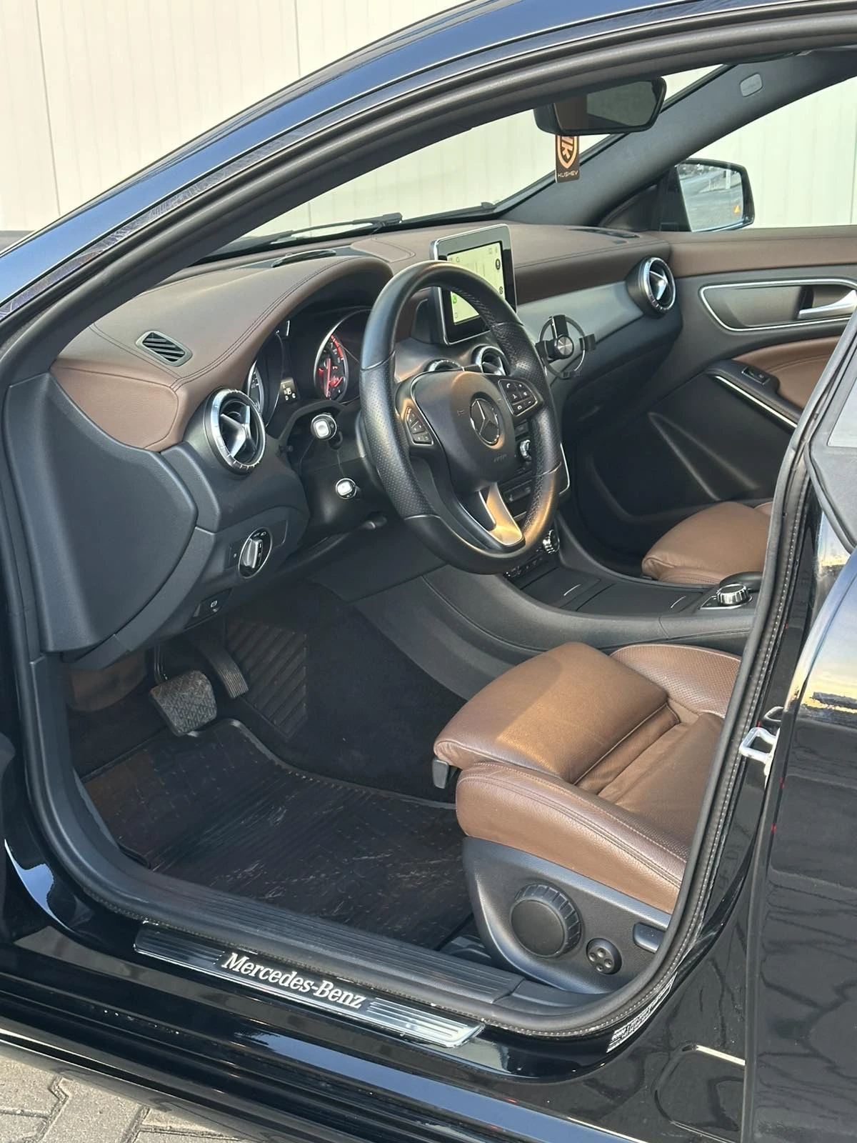 Mercedes-Benz CLA 250 Shooting Brake 7G-DCT 4Matic 84000km | Mobile.bg   12