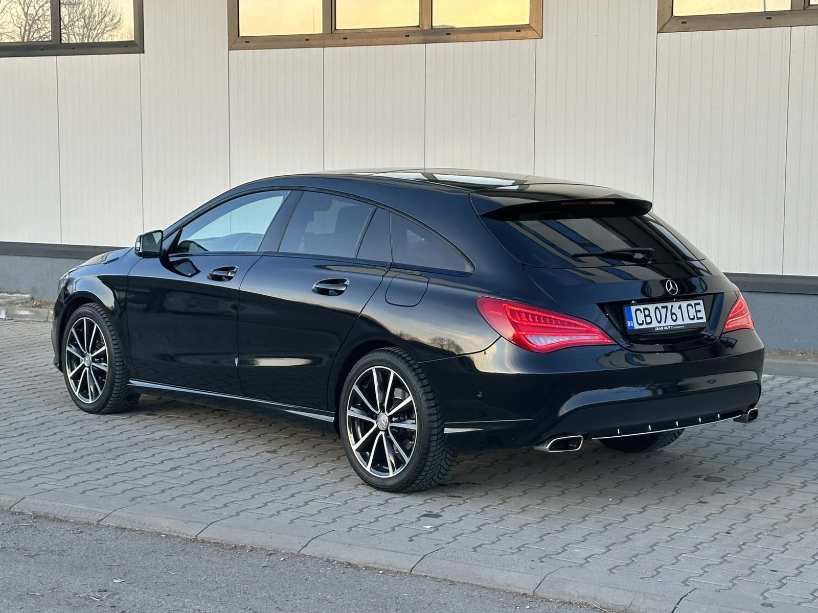 Mercedes-Benz CLA 250 Shooting Brake 7G-DCT 4Matic 84000km - изображение 7