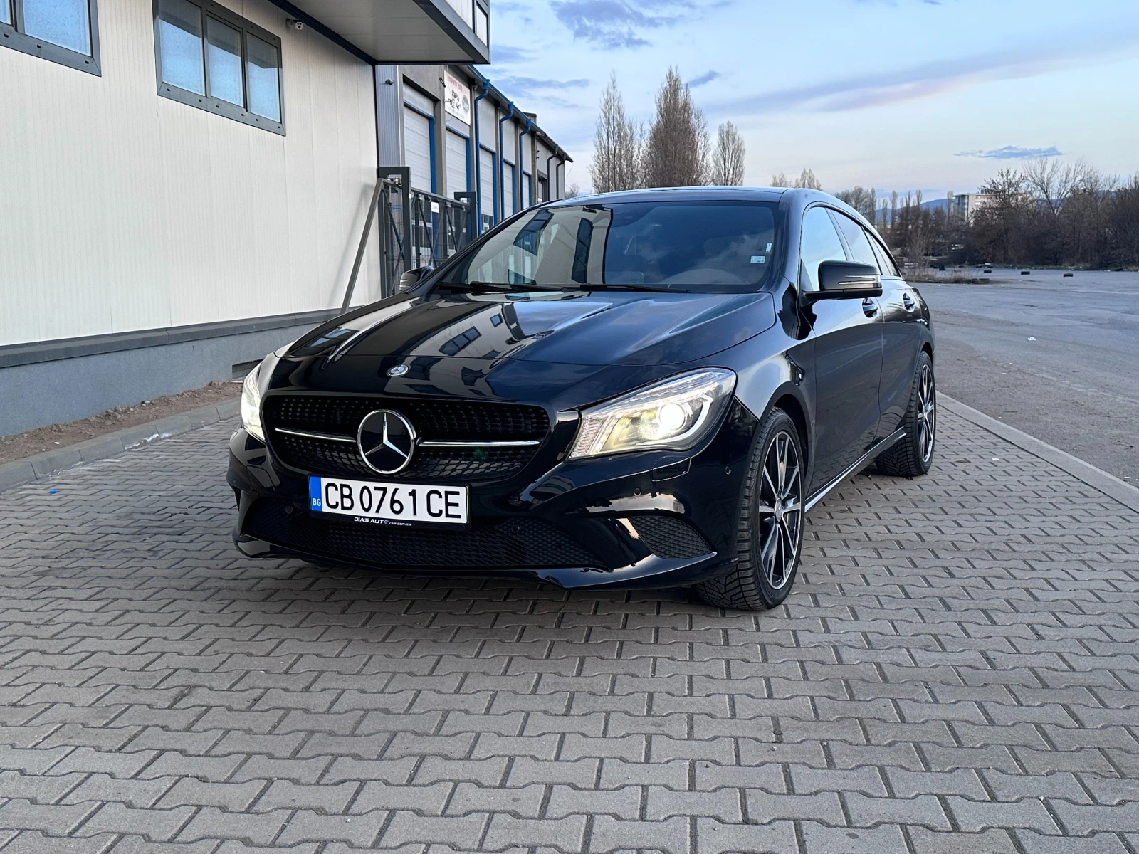 Mercedes-Benz CLA 250 Shooting Brake 7G-DCT 4Matic 84000km | Mobile.bg   1