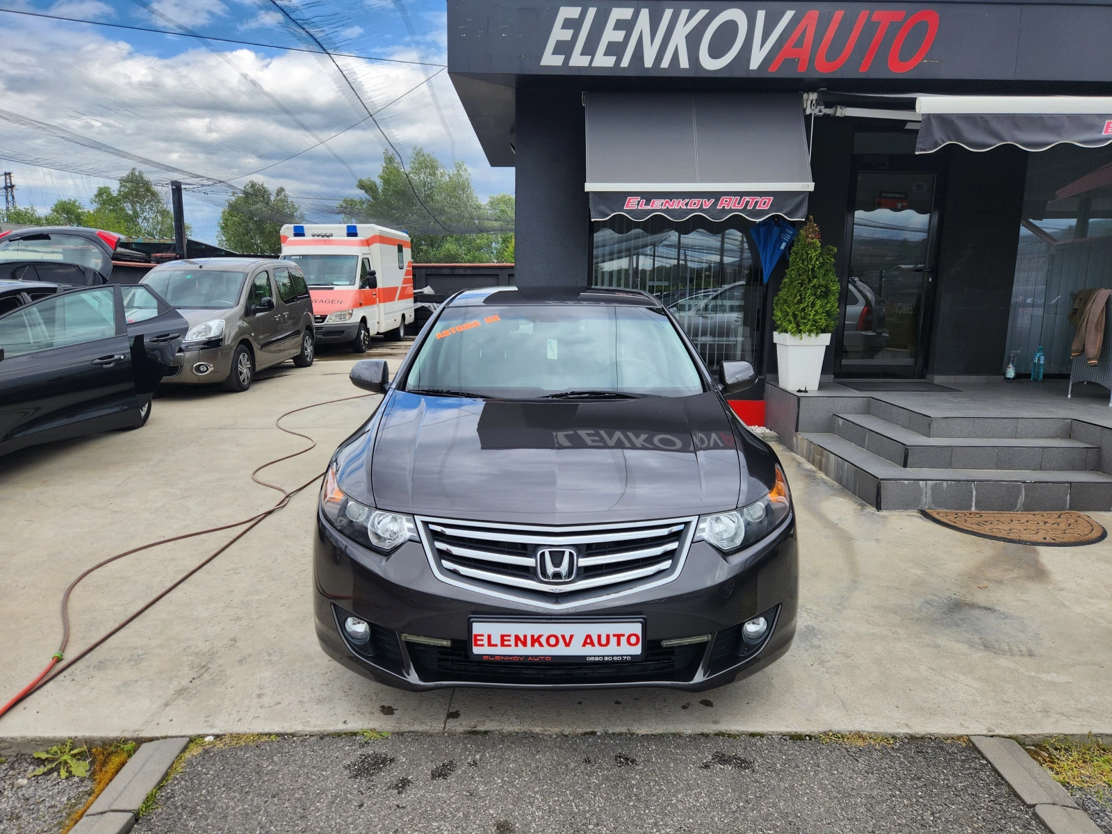 Honda Accord 2.0i-155 к.с КЛИМАТРОНИК-АВТОМАТИК-ШВЕЙЦАРИЯ - изображение 2