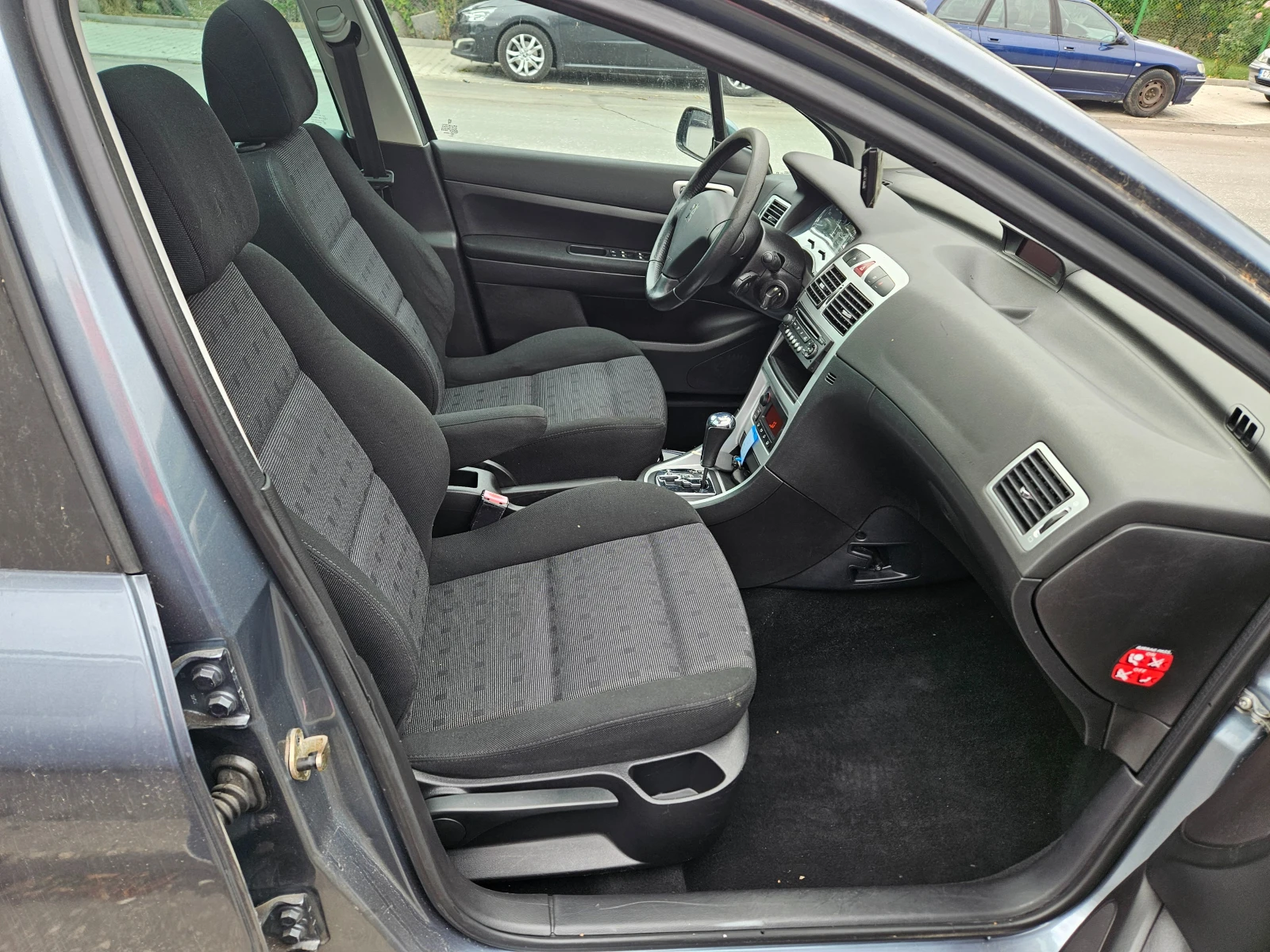 Peugeot 307 2.0I Германия 7 места - изображение 5