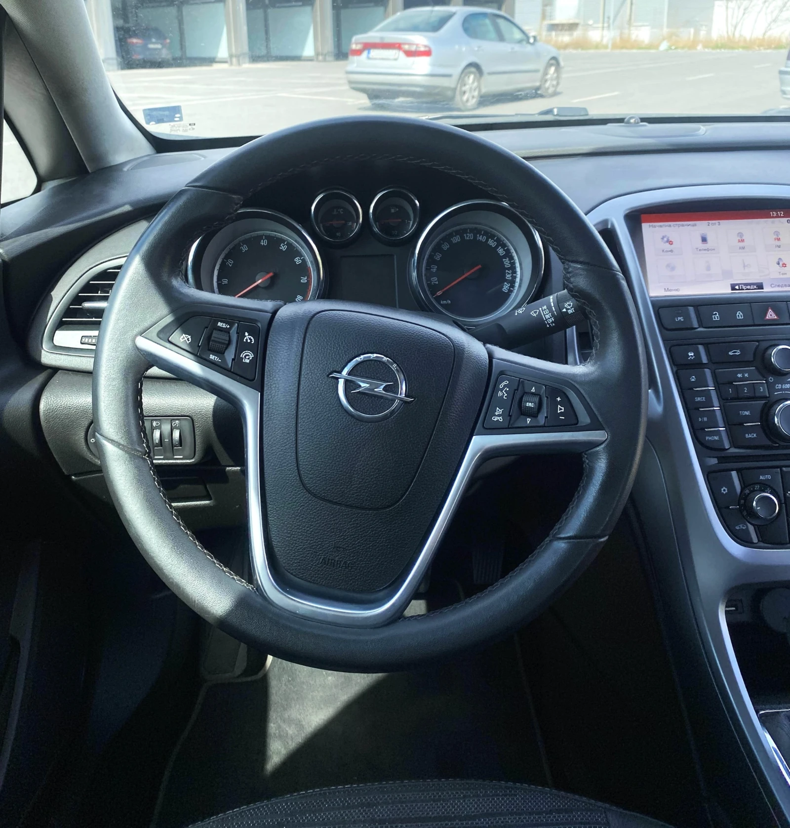 Opel Astra LPG 1.4T - изображение 7