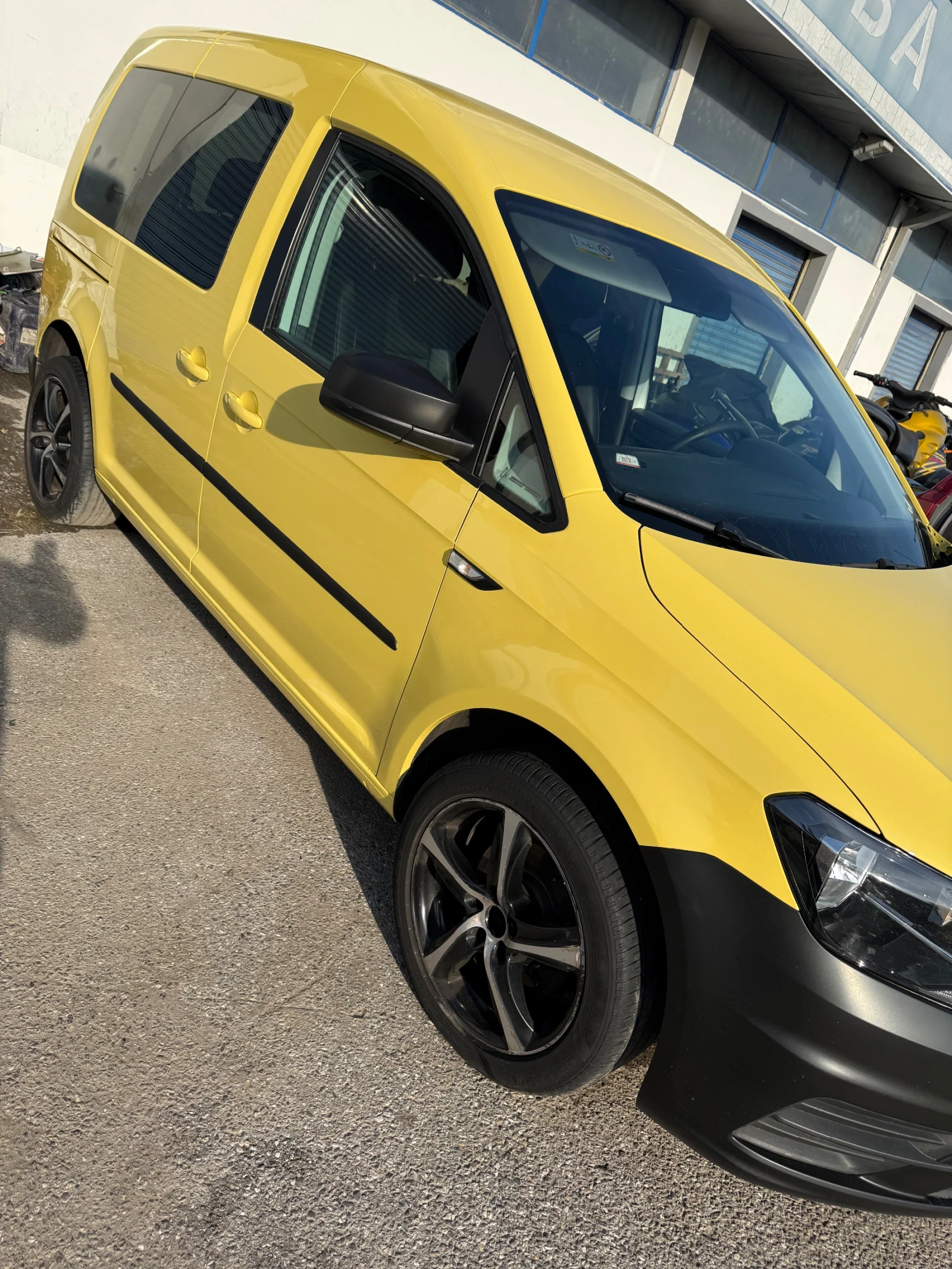 VW Caddy 1.4 TGI - изображение 2