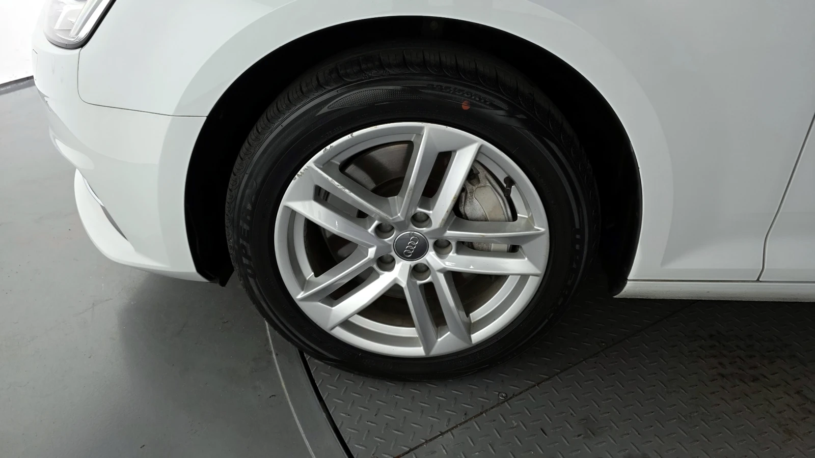 Audi A4 45TFSI / Пълна сервизна история !!! - изображение 5