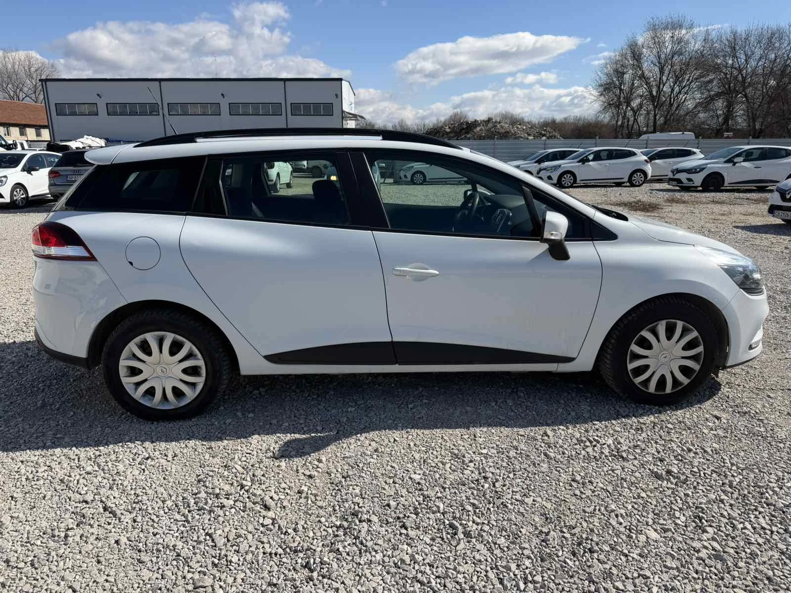 Renault Clio 0.9SCe/75k.c./Grandtour, снимка 5 - Автомобили и джипове - 53799453