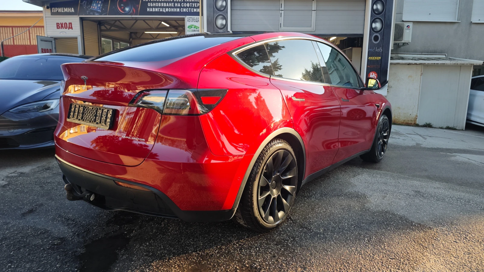 Tesla Model Y Long Range Dual Motor SOH 92%, снимка 4 - Автомобили и джипове - 53815861