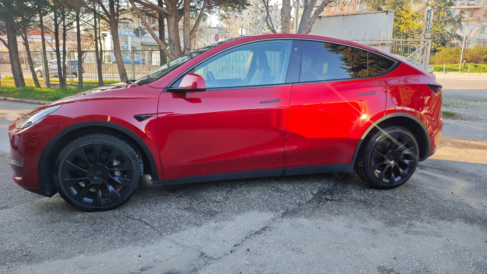 Tesla Model Y Long Range Dual Motor SOH 92%, снимка 6 - Автомобили и джипове - 53815861