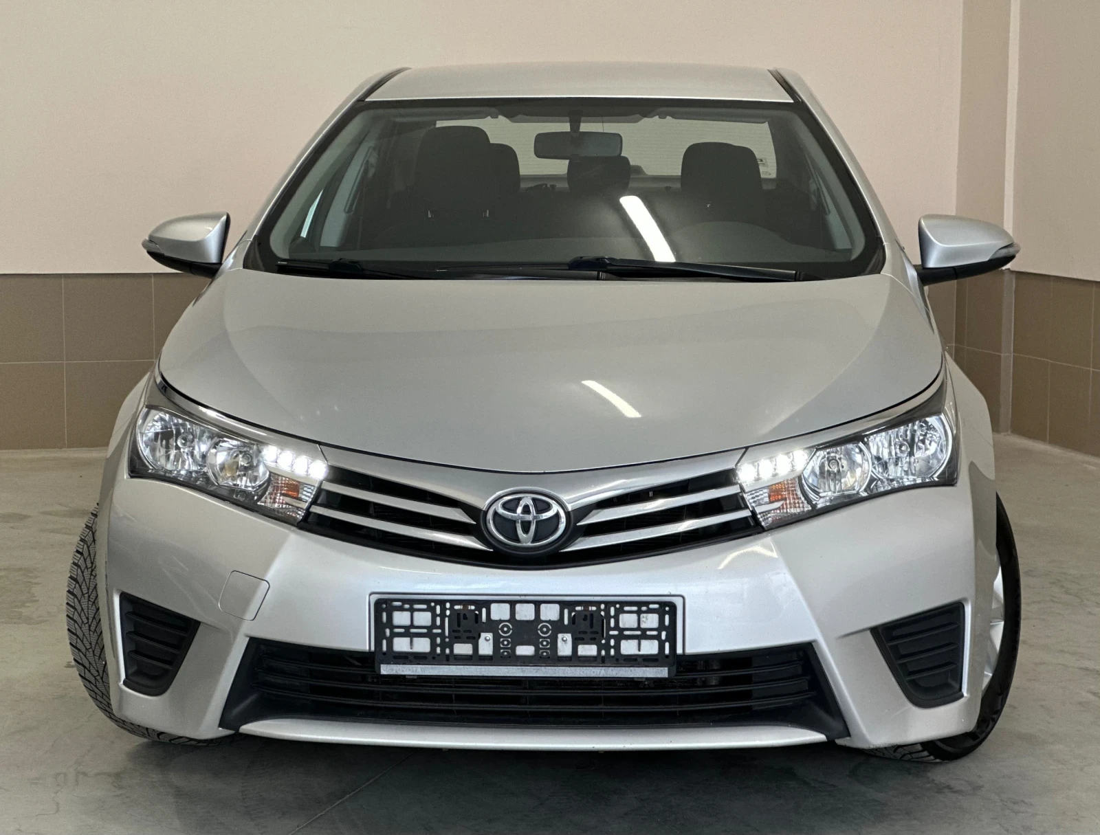 Toyota Corolla 1.6i/132�.�/���-�������� �����//���� ���/FULL/TOP/ | Mobile.bg � ����������� 5