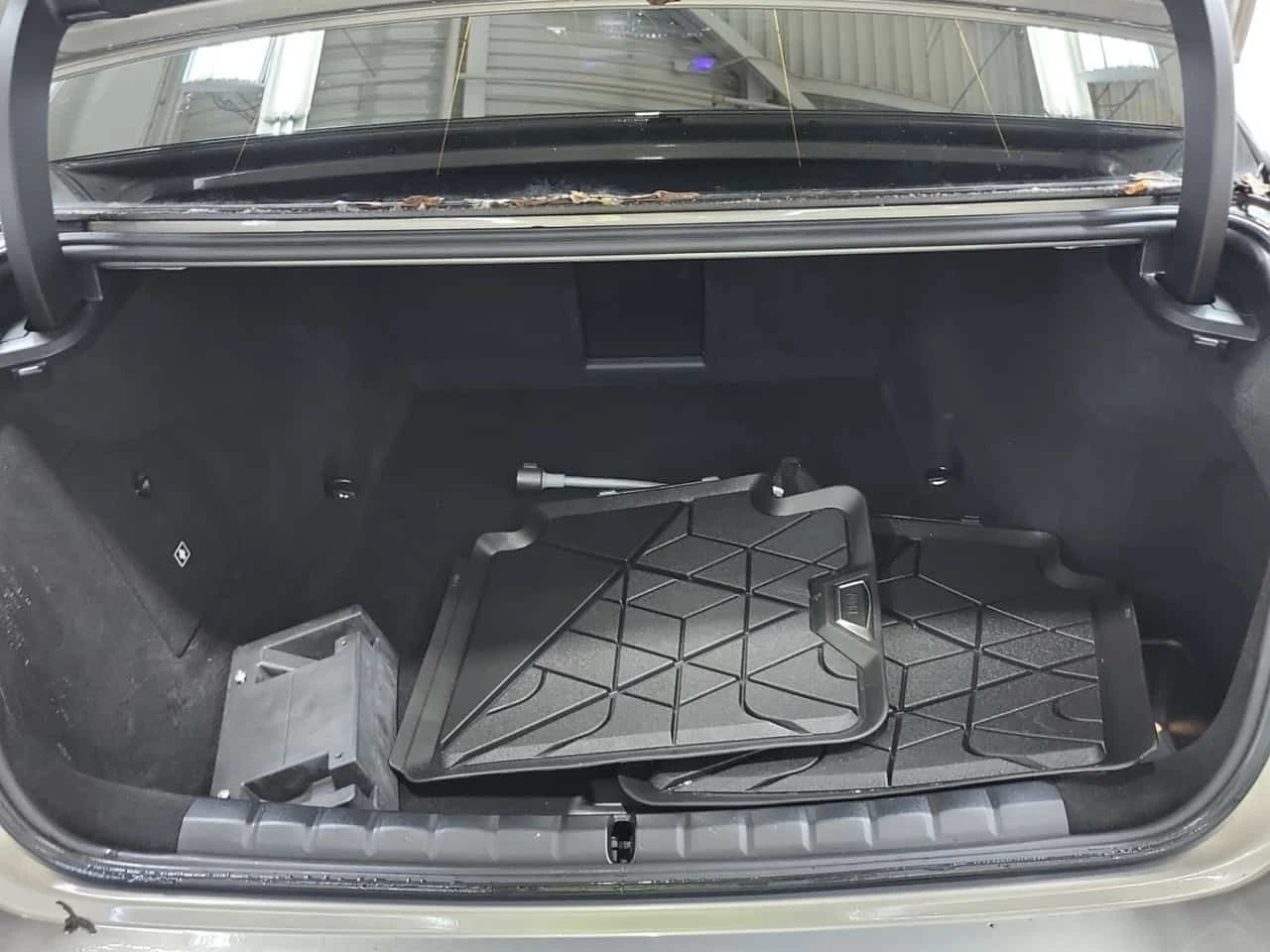 BMW i7 XDRIVE60| MAСАЖИ| BOWERS & WILKINS| THEATER MODE| , снимка 15 - Автомобили и джипове - 53971755