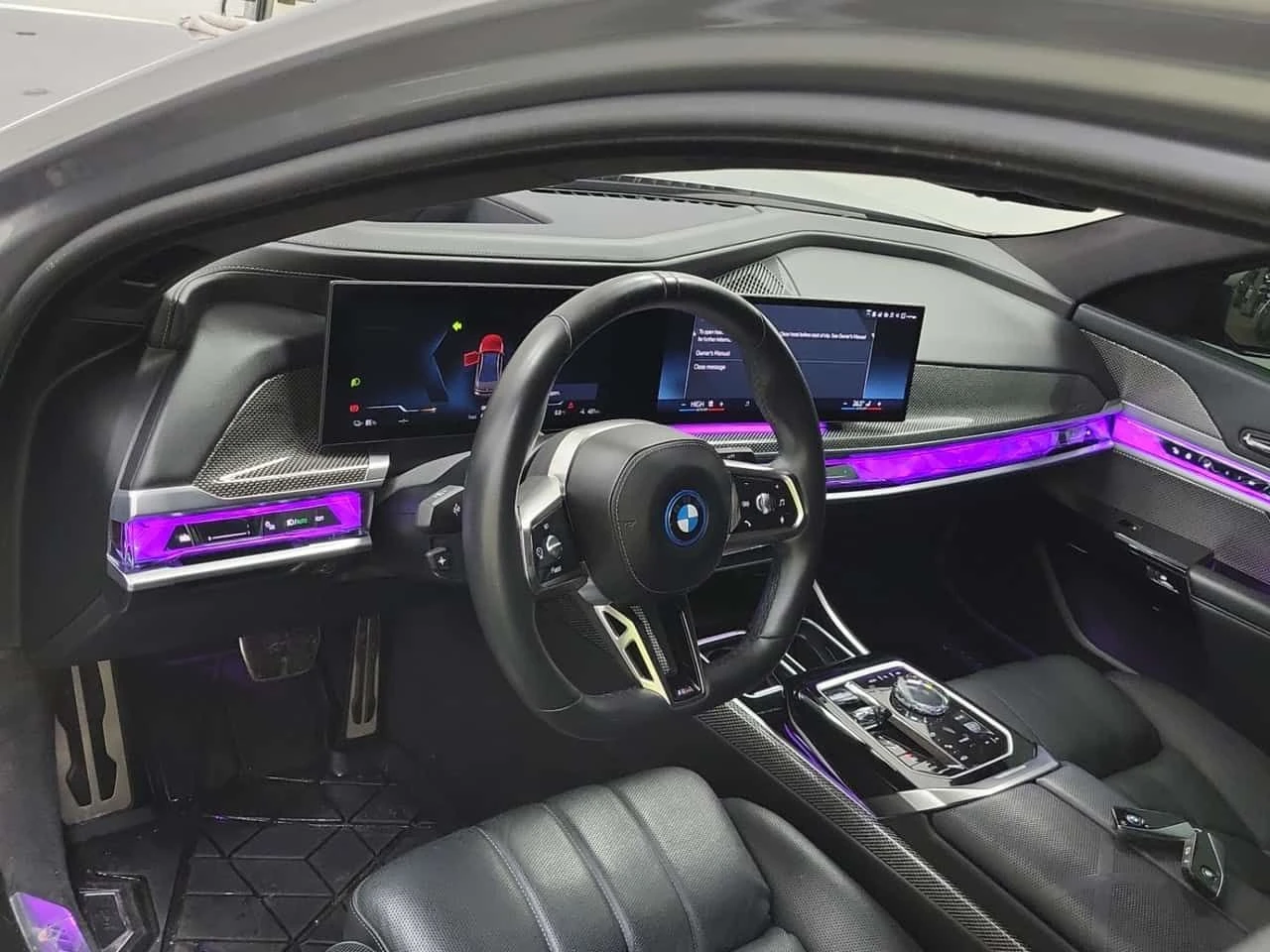 BMW i7 XDRIVE60| MAСАЖИ| BOWERS & WILKINS| THEATER MODE| , снимка 11 - Автомобили и джипове - 53971755