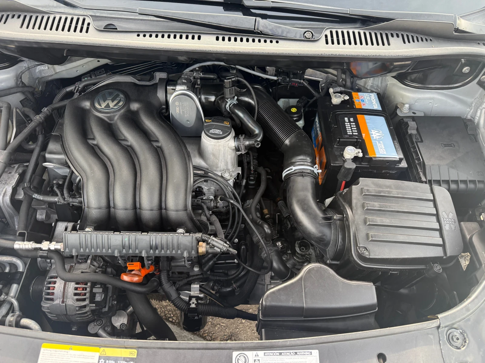 VW Caddy 7-Места -Метан, снимка 14 - Автомобили и джипове - 54219917