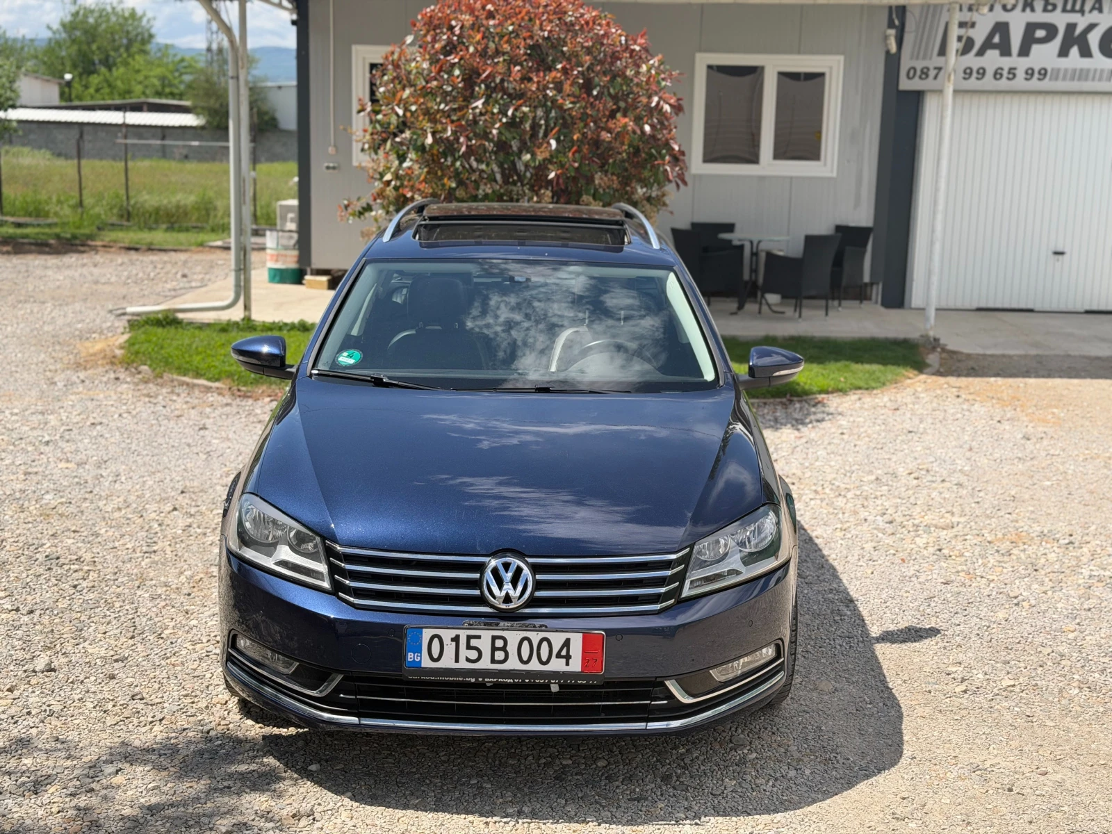 VW Passat 2.0TDi Highline Pano, снимка 2 - Автомобили и джипове - 54562689