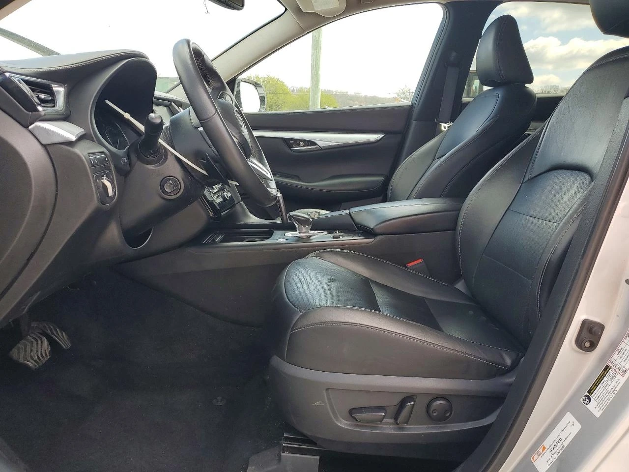 Infiniti Q50 ESSENTIAL, снимка 8 - Автомобили и джипове - 54639540