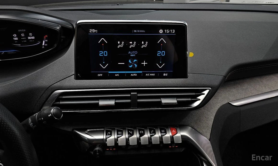Peugeot 3008, снимка 13 - Автомобили и джипове - 54641019
