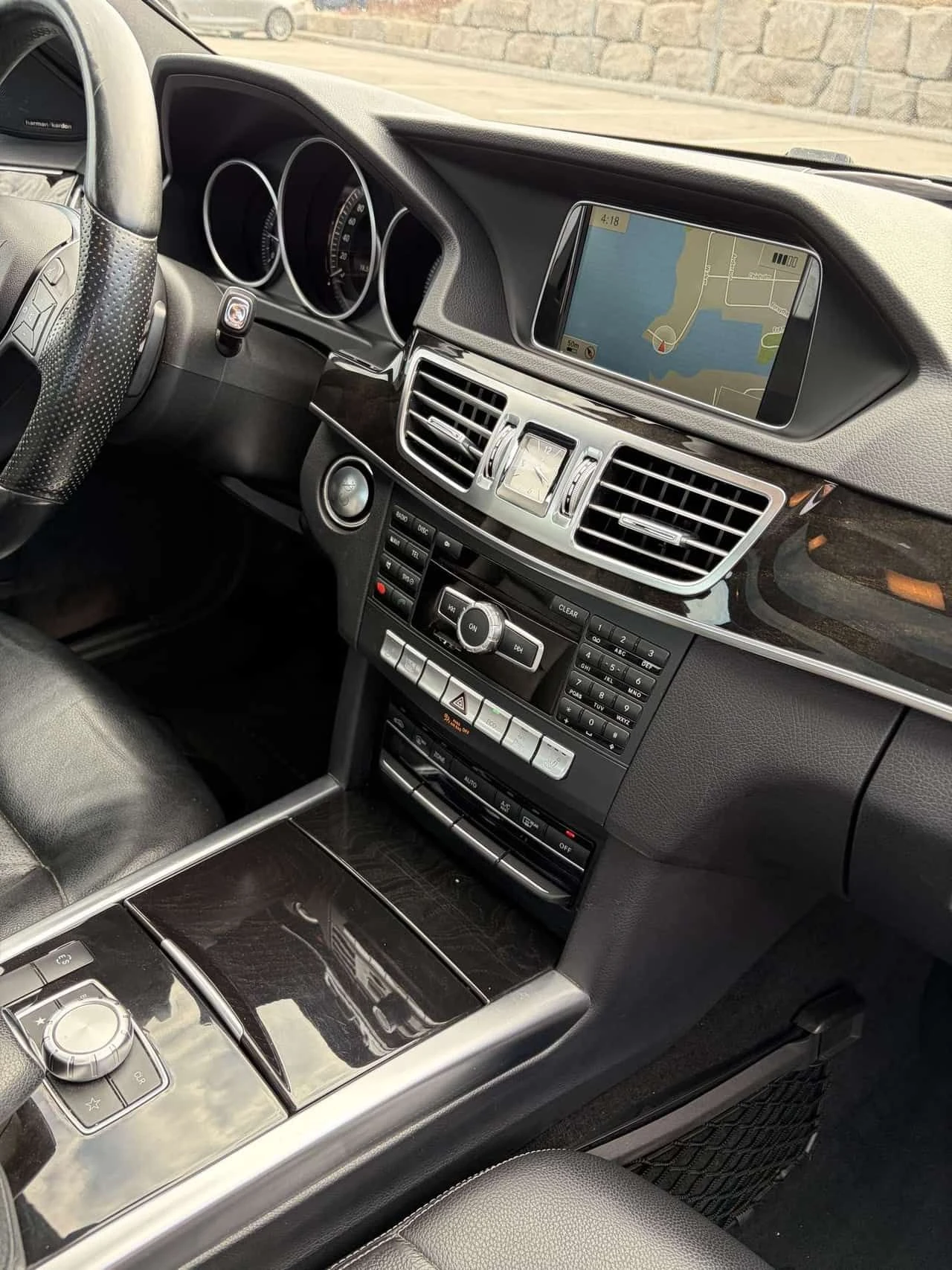 Mercedes-Benz E 250 * CARFAX * ЦЕНА ДО БГ, снимка 11 - Автомобили и джипове - 54752150