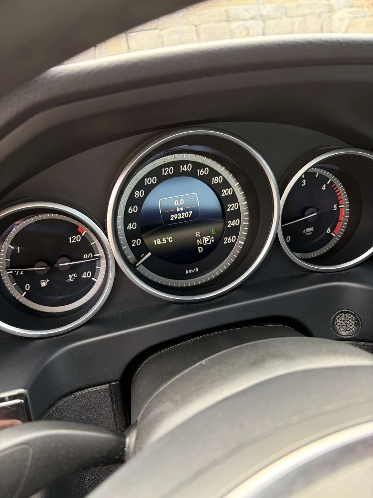 Mercedes-Benz E 250 * CARFAX * ЦЕНА ДО БГ, снимка 15 - Автомобили и джипове - 54752150