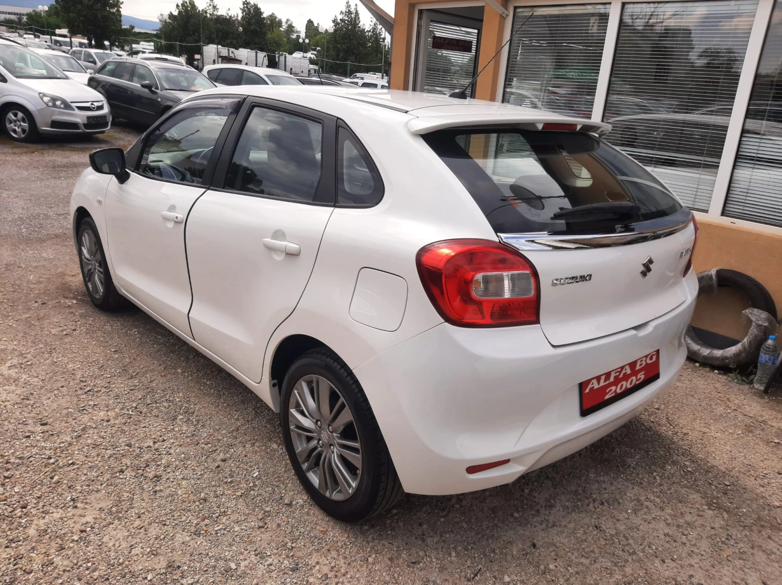 Suzuki Baleno * 1, 2i-90kc* EURO-6B* 70, 000KM* * , снимка 5 - Автомобили и джипове - 55143231