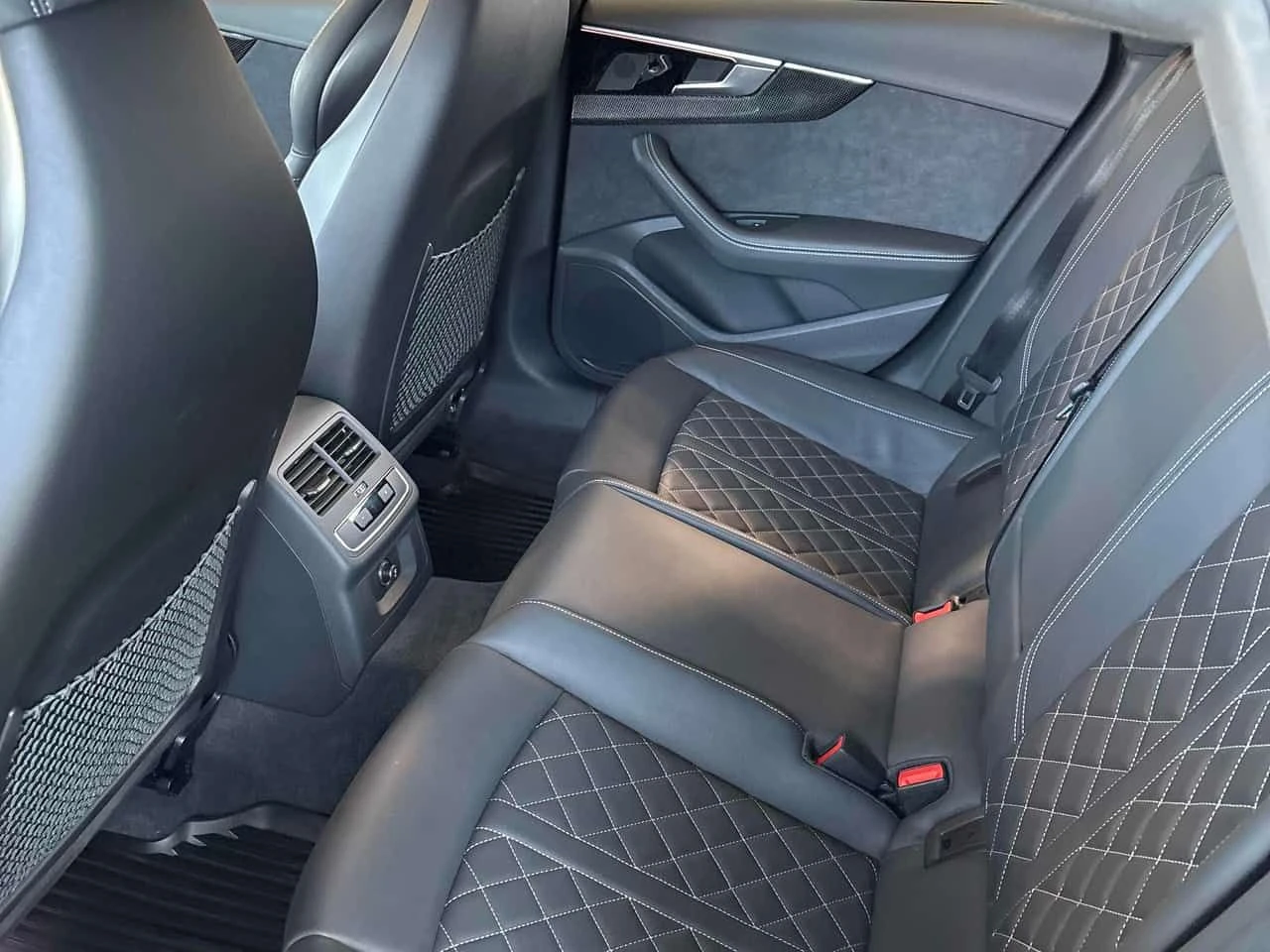 Audi S5  Progressiv / ДИСТРОНИК / 360 / МАСАЖИ , снимка 10 - Автомобили и джипове - 55573416