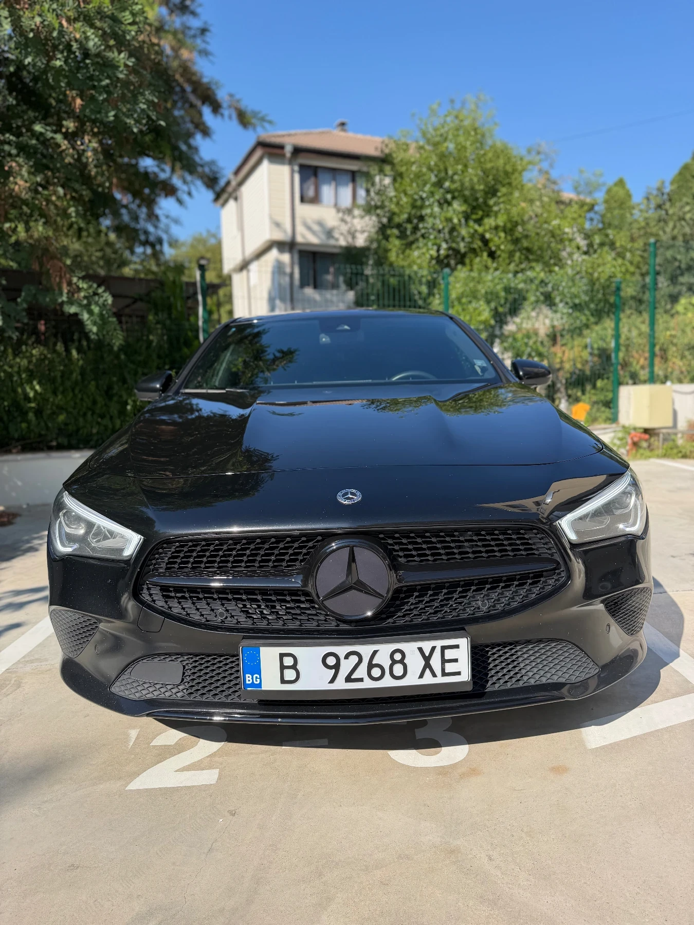 Mercedes-Benz CLA 220 AMG Line, снимка 2 - Автомобили и джипове - 56242432