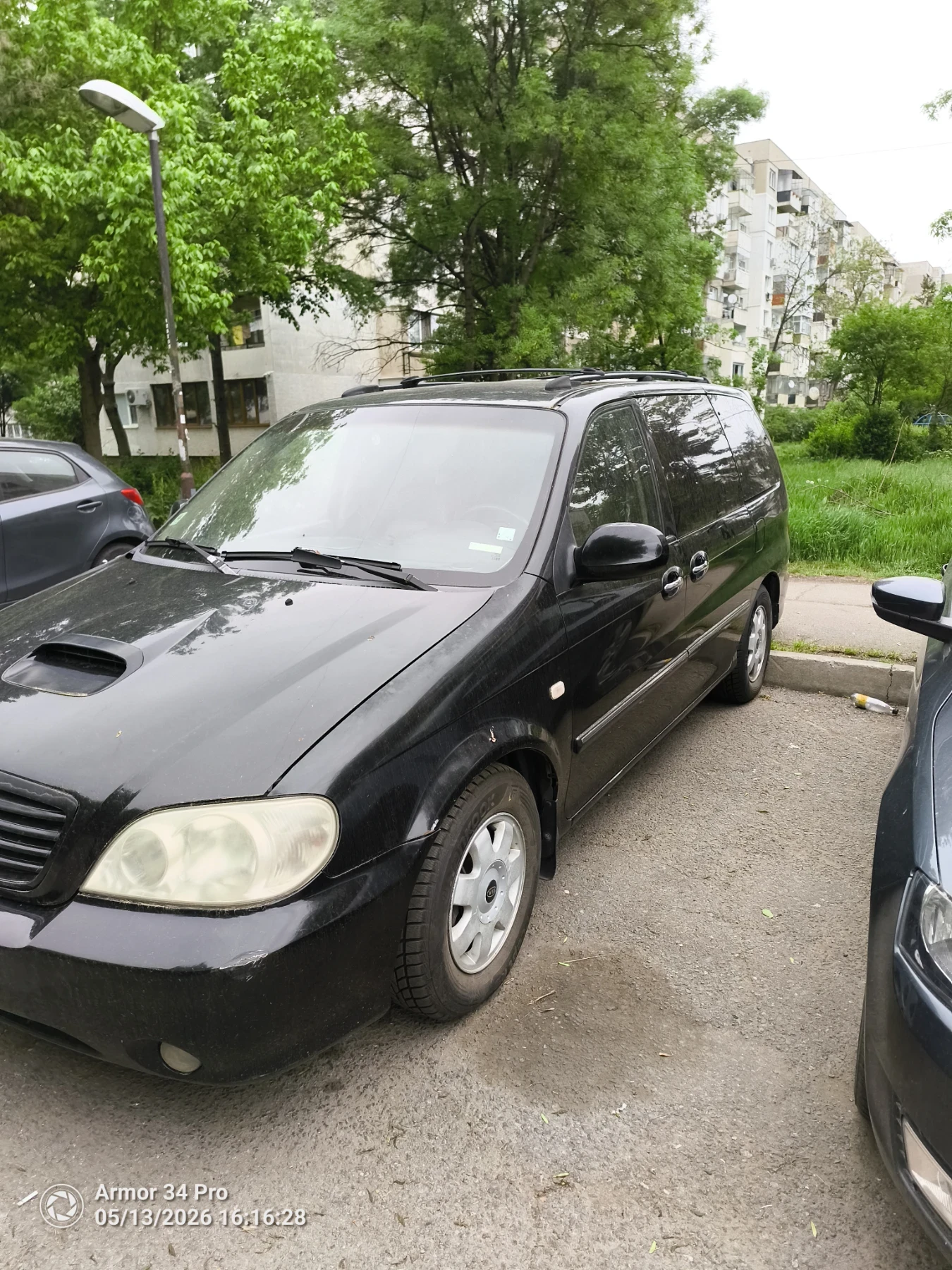 Kia Carnival 2.9CRDI, снимка 2 - Автомобили и джипове - 56638328