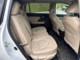 Toyota Highlander XLE/CARFAX/Кожа/7 Места/Подгрев/Шибедах/Ленти/КЛИП, снимка 12
