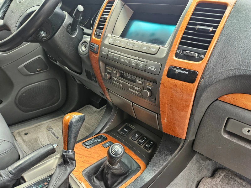 Toyota Land cruiser 4.7, снимка 9 - Автомобили и джипове - 47439628