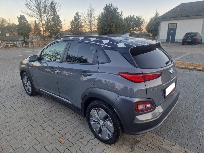 Hyundai Kona 64 kWh, снимка 5 - Автомобили и джипове - 48246104