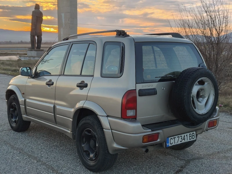 Suzuki Grand vitara 2.0 HDI, снимка 4 - Автомобили и джипове - 48285908