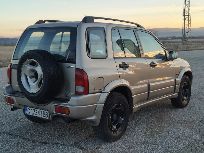 Suzuki Grand vitara 2.0 HDI, снимка 6 - Автомобили и джипове - 48285908