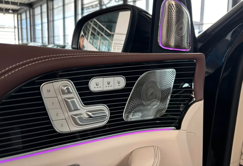 Mercedes-Benz GLS 600 Maybach E-Active Burmester 4D, снимка 7 - Автомобили и джипове - 49531063