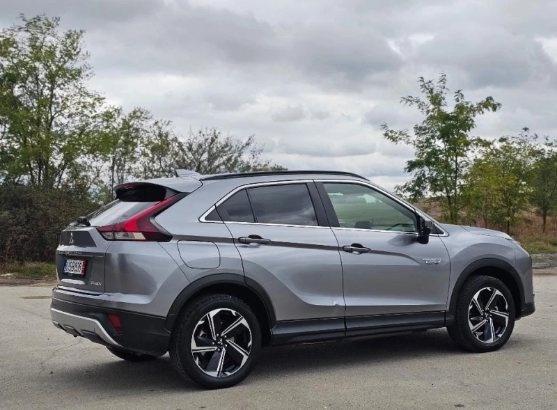 Mitsubishi Eclipse Cross PHEV Топ Състояние, снимка 7 - Автомобили и джипове - 51939595