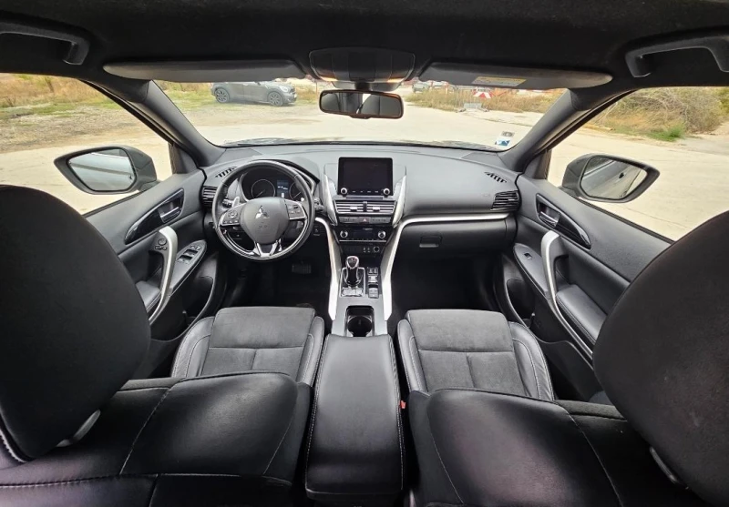 Mitsubishi Eclipse Cross PHEV Топ Състояние, снимка 13 - Автомобили и джипове - 51939595