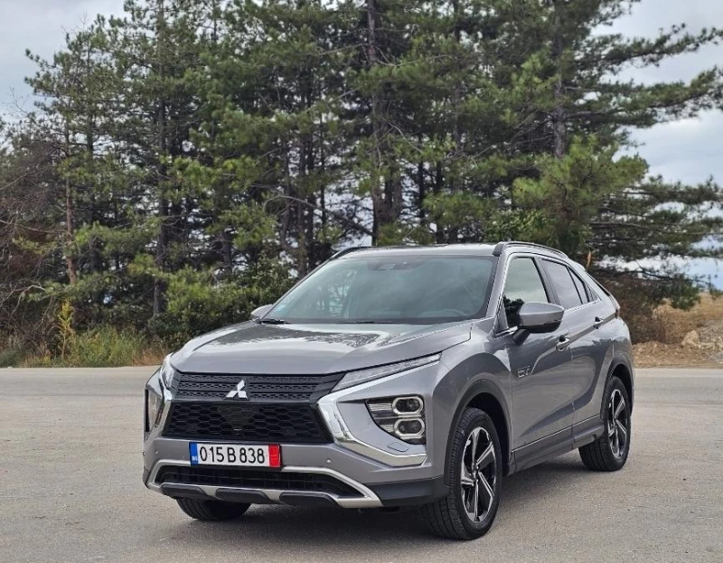 Mitsubishi Eclipse Cross PHEV Топ Състояние, снимка 2 - Автомобили и джипове - 51939595