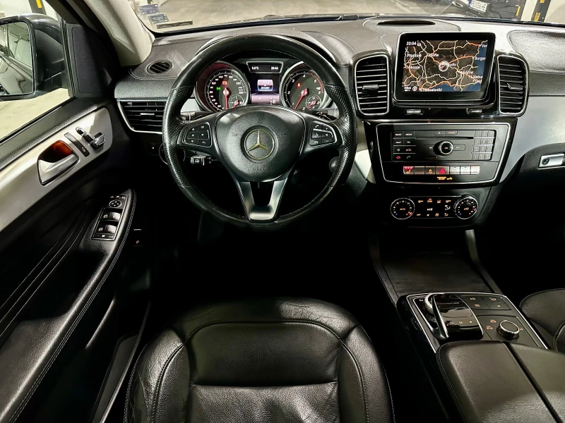 Mercedes-Benz GLE Coupe AMG * VAKUUM* DISTRONIC* Cam360* BlindSpot* , снимка 10 - Автомобили и джипове - 52888292