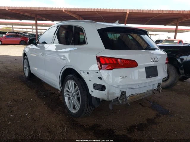 Audi SQ5 2.0T Tech Premium - изображение 4