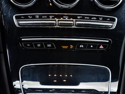 Mercedes-Benz GLC 43 AMG * SUV* 4MATIC* АвтоКредит* (ЦЕНА ДО БГ), снимка 14 - Автомобили и джипове - 52817444