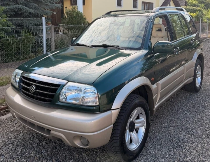 Suzuki Vitara 2.0i 128HP 4X4 Автоматик, снимка 4 - Автомобили и джипове - 55230931
