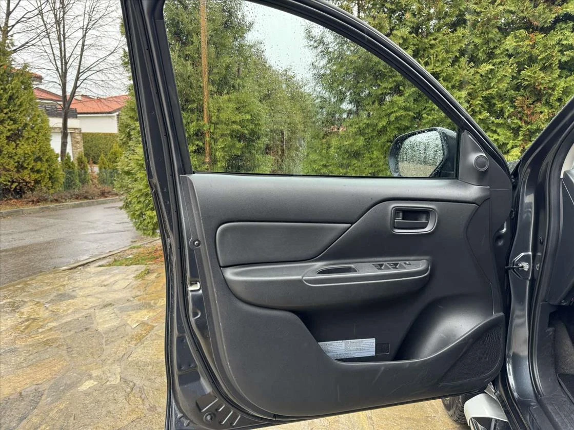 Mitsubishi L200 2.2L - изображение 8