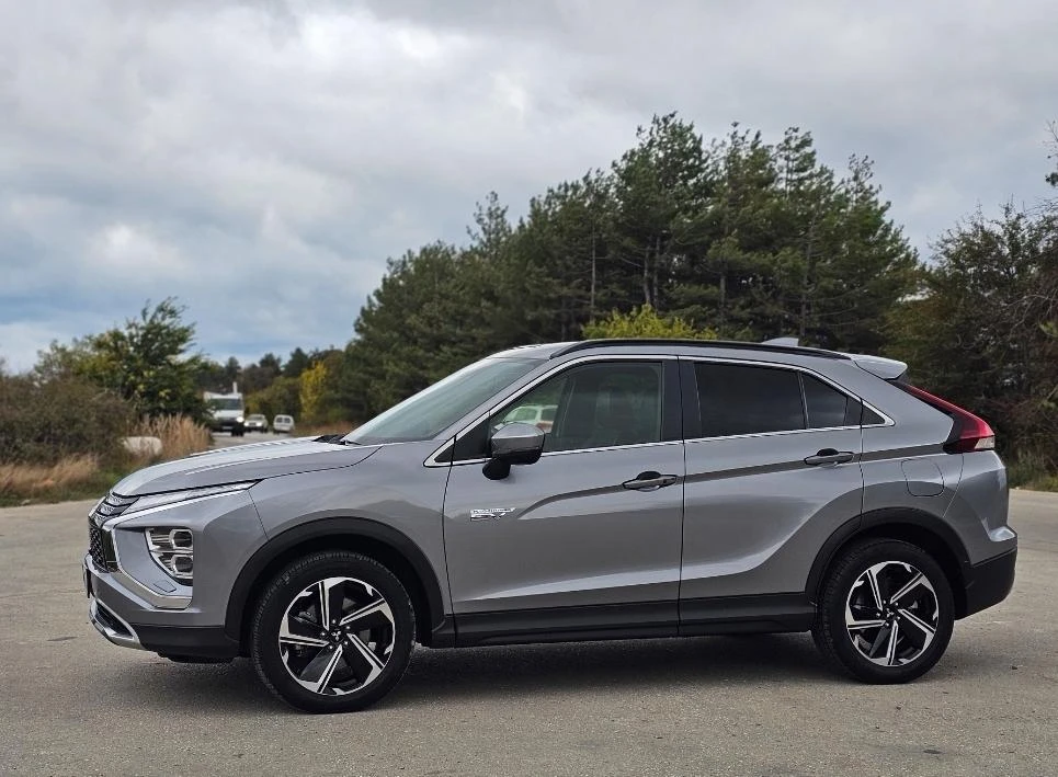 Mitsubishi Eclipse Cross PHEV Топ Състояние - изображение 3