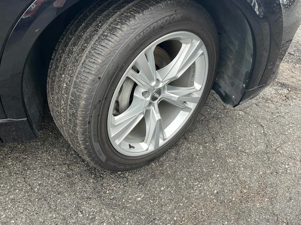 Audi Q8 * Technik * CARFAX * БЕЗ ПЪРВОНАЧАЛНА ВНОСКА - изображение 7