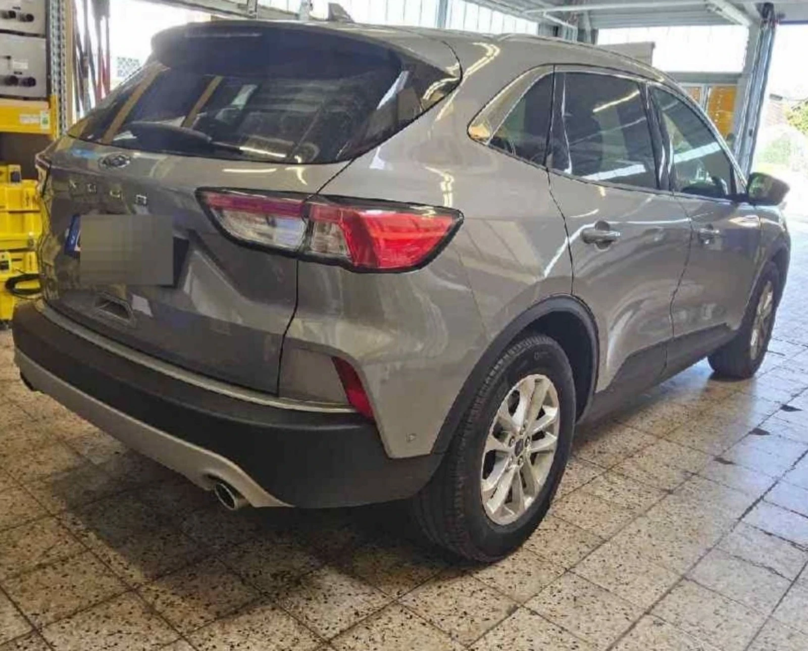 Ford Kuga Titanium X 2.0 EcoBlue 140KW AUTO S 4WD - изображение 2