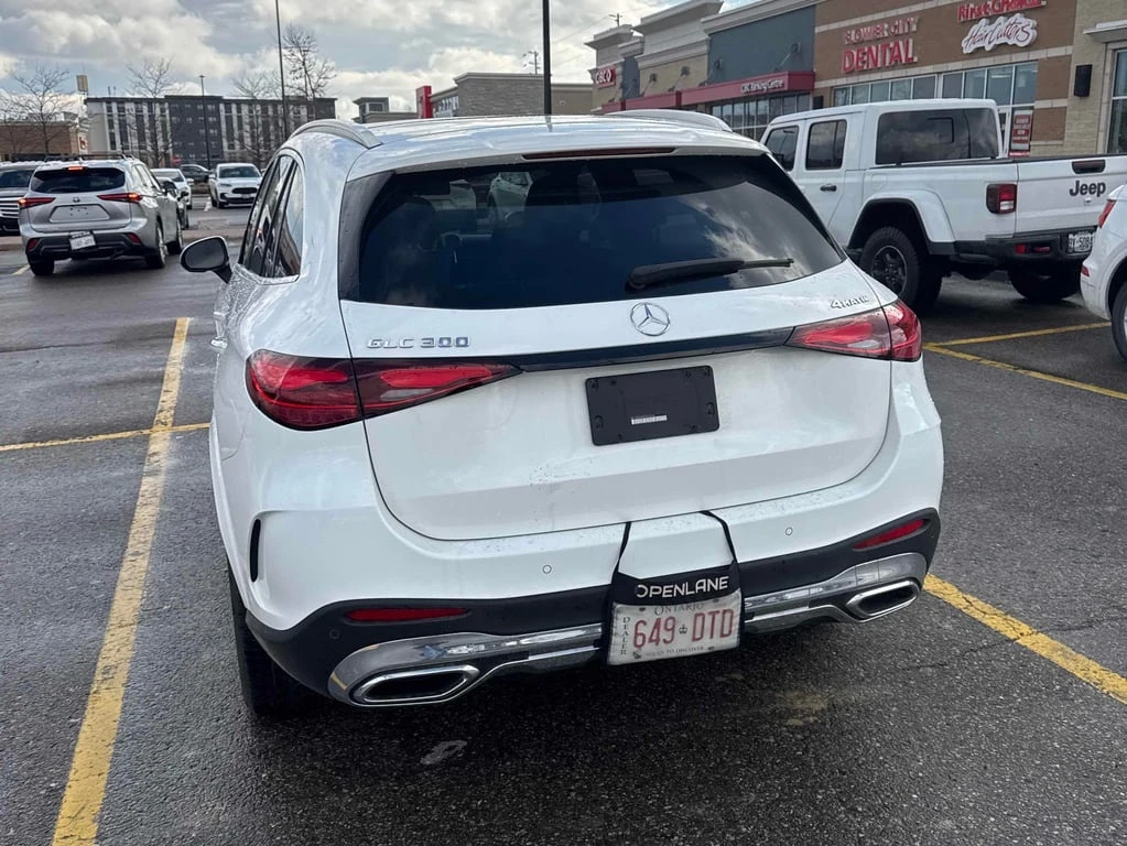 Mercedes-Benz GLC 300 4MATIC 2023 * CARFAX * БЕЗ ПЪРВОНАЧАЛНА ВНОСКА - изображение 5