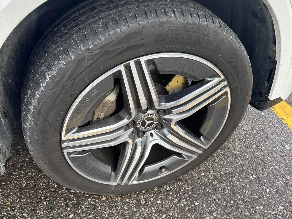 Mercedes-Benz GLC 300 4MATIC 2023 * CARFAX * БЕЗ ПЪРВОНАЧАЛНА ВНОСКА - изображение 6