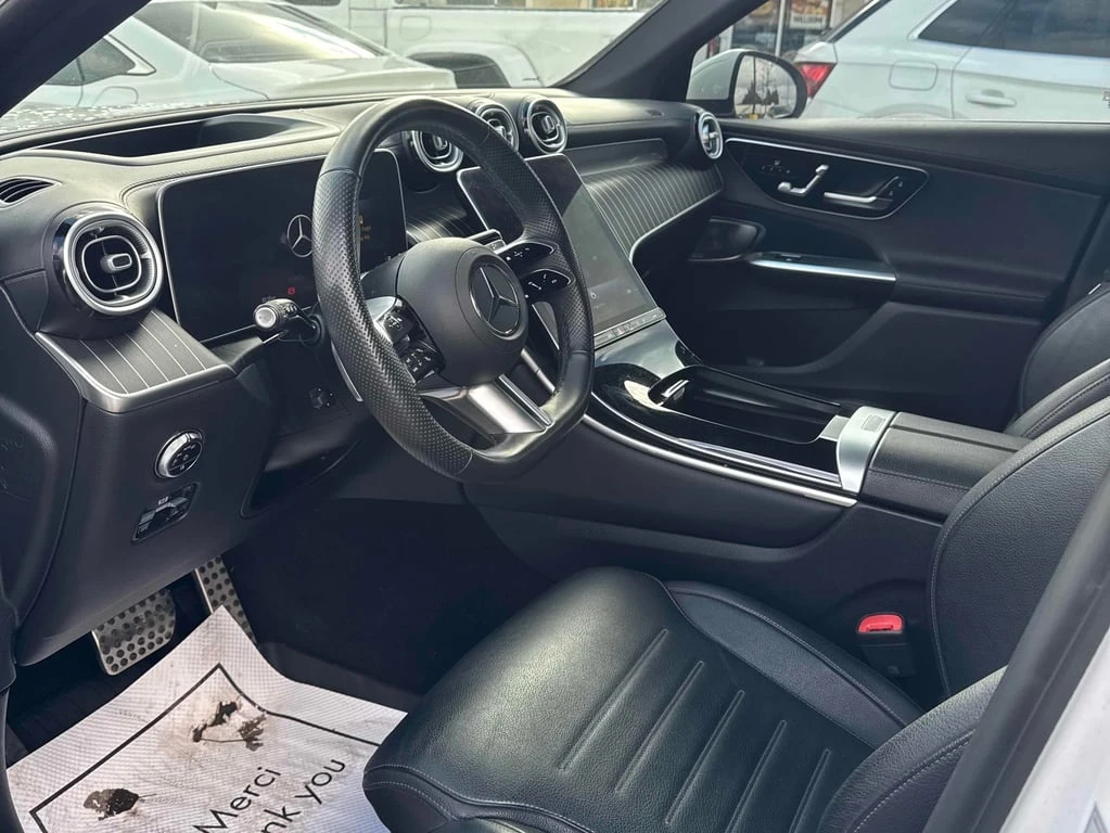 Mercedes-Benz GLC 300 4MATIC 2023 * CARFAX * БЕЗ ПЪРВОНАЧАЛНА ВНОСКА - изображение 7