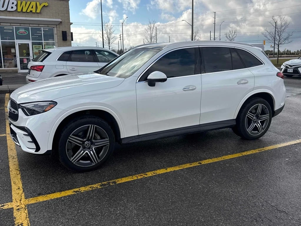 Mercedes-Benz GLC 300 4MATIC 2023 * CARFAX * БЕЗ ПЪРВОНАЧАЛНА ВНОСКА - изображение 3