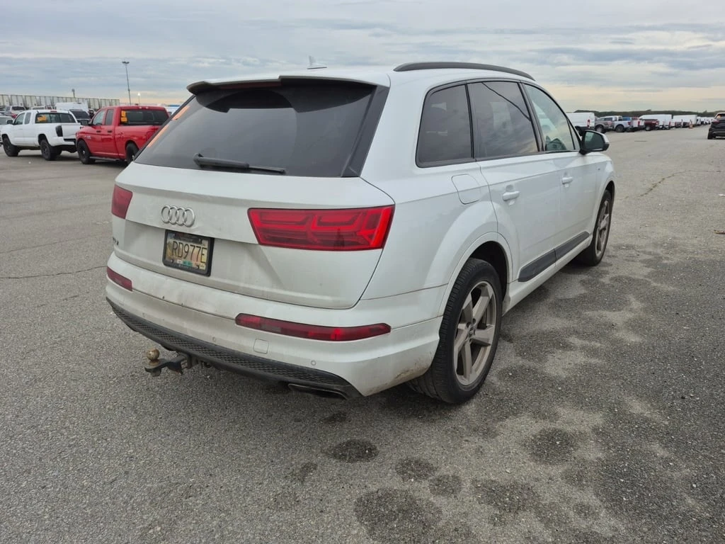 Audi Q7 * PROGRESSIV * CARFAX * Дигитално табло *  - изображение 3