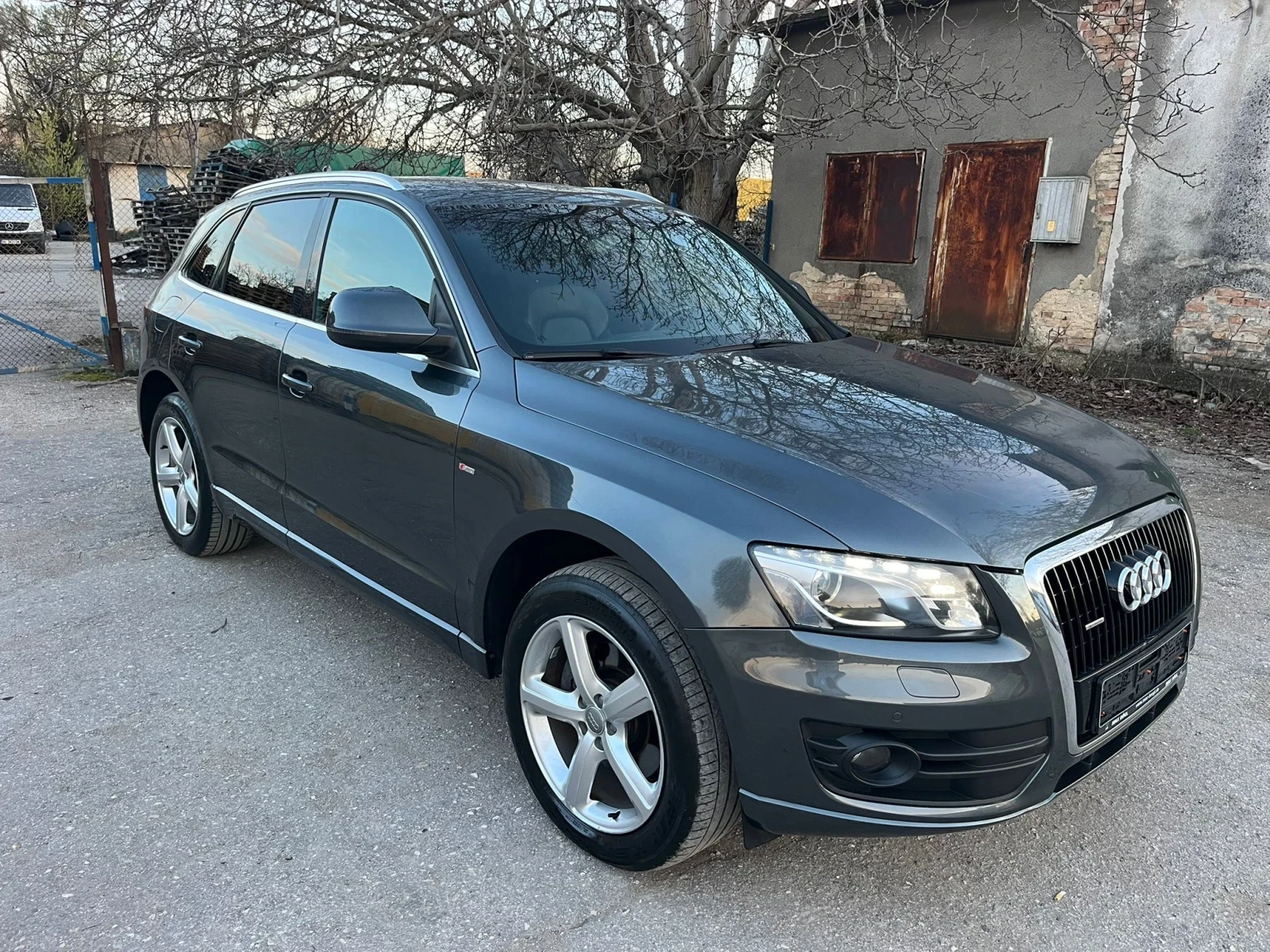 Audi Q5 3.0TDI Sline Quattro , снимка 3 - Автомобили и джипове - 54115099